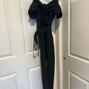 Main Strip Off-Shoulder Black Jumpsuit